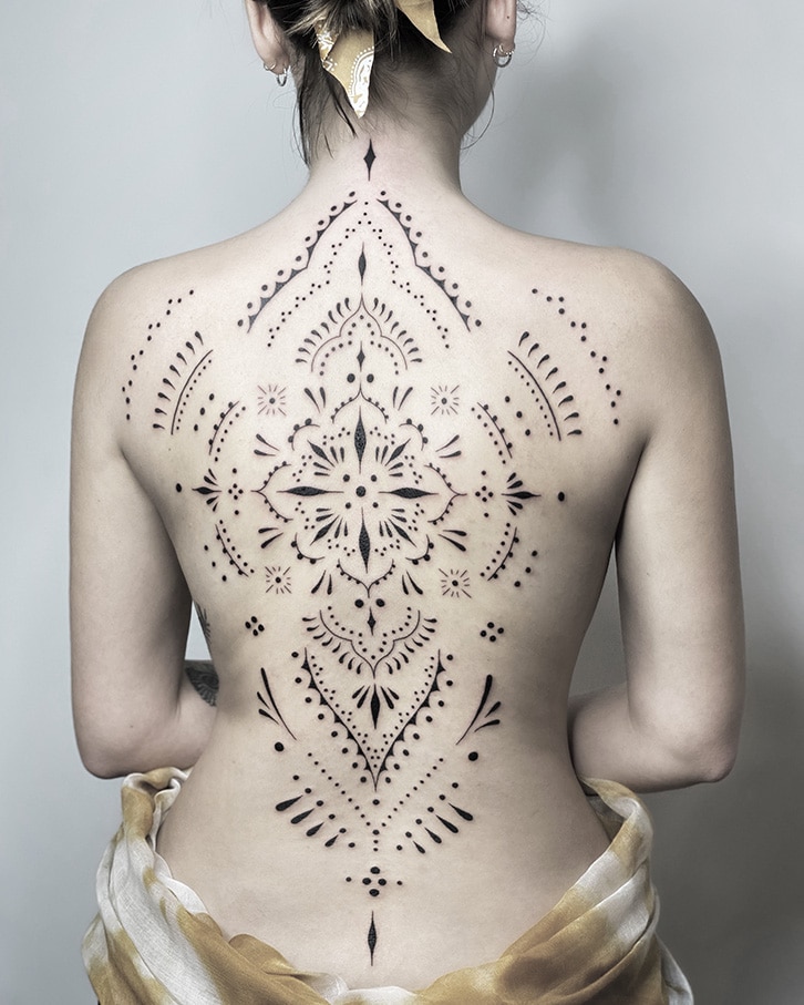 Blum.ttt : Du design graphique aux tatouages ornementaux